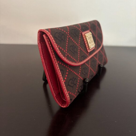 Dooney & Bourke Gretta Black & Red Signature Continental Checkbook Wallet - Picture 2 of 9